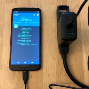 AUKEY PA-D1 Focus Duo 30W with Moto G6 AUKEY PA-D1 Focus Duo 30W with Moto G6