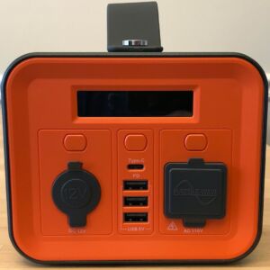 Novoo 230Wh Portable Power Station front panel, closed Novoo 230Wh Portable Power Station front panel, closed