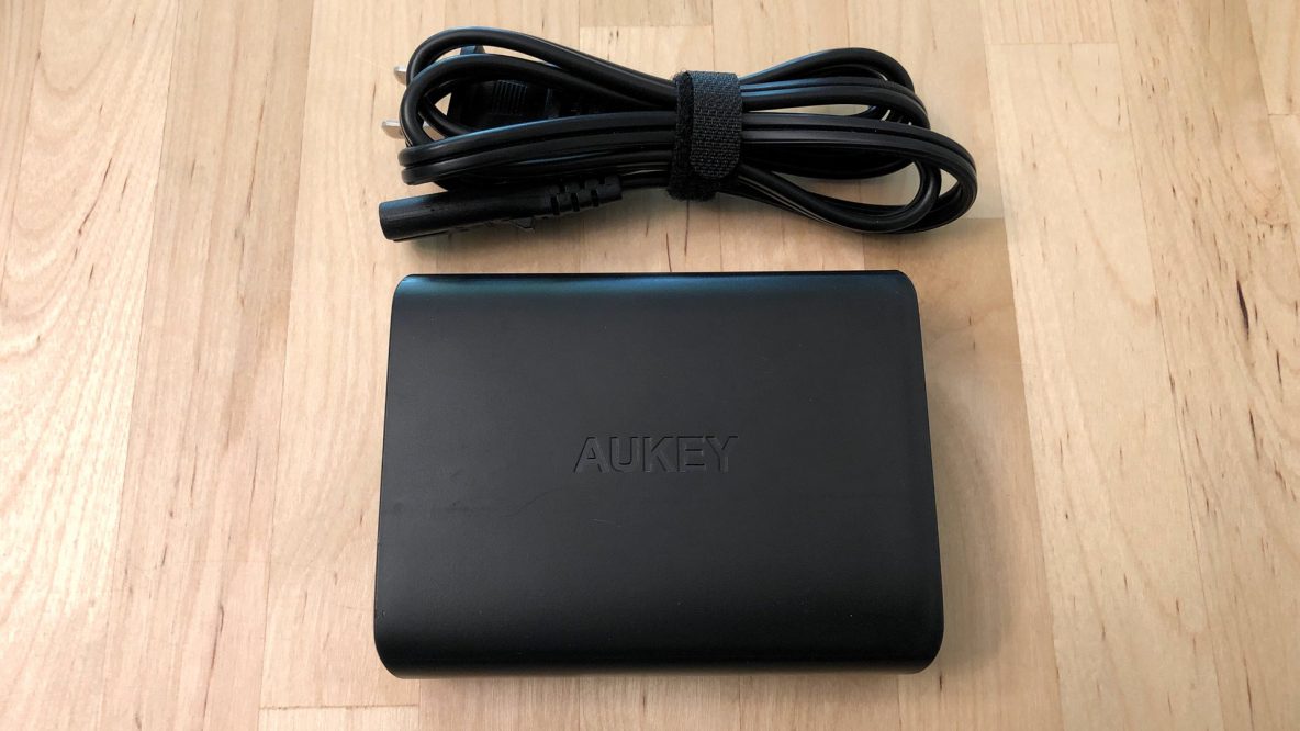 AUKEY PA-Y13 46W PD Charging Station and power cable