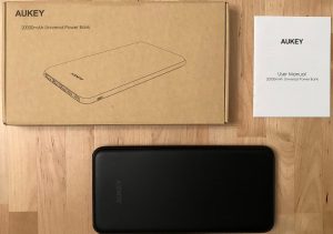 AUKEY PB-Y14 20000 USB-C box and contents