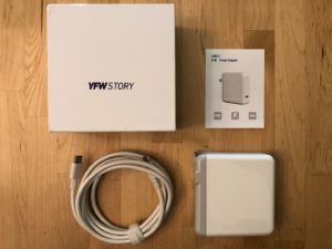 YFWStory 61W USB-C PD box and contents