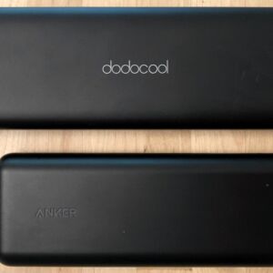 Top: dodocool 20100 45W Type-C PD. Bottom: Anker PowerCore Speed 20000 PD. Top: dodocool 20100 45W Type-C PD. Bottom: Anker PowerCore Speed 20000 PD.