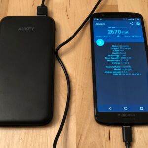 AUKEY PB-Y13 10000 USB-C PD with Moto G6 AUKEY PB-Y13 10000 USB-C PD with Moto G6