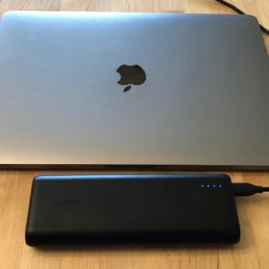 Anker PowerCore Speed 20000 PD with MacBook Pro 13-inch Anker PowerCore Speed 20000 PD with MacBook Pro 13-inch
