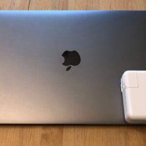 Apple 61W USB-C Power Adapter with MacBook Pro 13-inch Apple 61W USB-C Power Adapter with MacBook Pro 13-inch