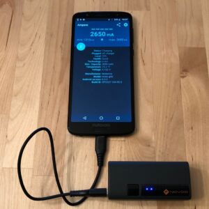 Novoo PowerCube Mini 5000 with Moto G6 Novoo PowerCube Mini 5000 with Moto G6