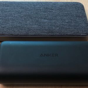 Top: ZMI PowerPack 10K USB-C. Bottom: Anker PowerCore 10000 PD. Top: ZMI PowerPack 10K USB-C. Bottom: Anker PowerCore 10000 PD.