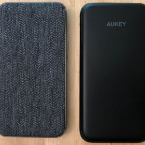 Left: ZMI PowerPack 10K USB-C. Right: AUKEY PB-Y13. Left: ZMI PowerPack 10K USB-C. Right: AUKEY PB-Y13.