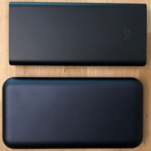 Top: ZMI PowerPack Aura 20K USB-C. Bottom: ZMI PowerPack 20000. Top: ZMI PowerPack Aura 20K USB-C. Bottom: ZMI PowerPack 20000.