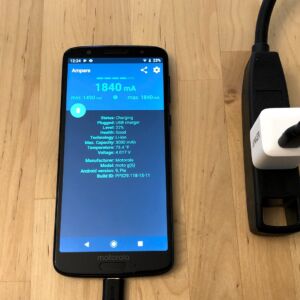 Anker PowerPort III Nano with Moto G6 Anker PowerPort III Nano with Moto G6