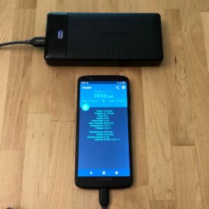 RAVPower PD Pioneer 20000 18W 3-Port with Moto G6 RAVPower PD Pioneer 20000 18W 3-Port with Moto G6