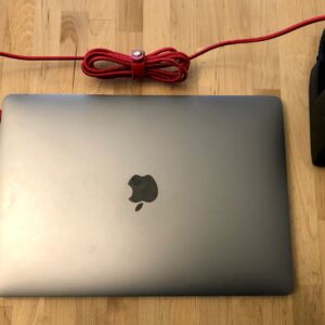 AUKEY Impulse Braided Cable C-C connected to MacBook Pro AUKEY Impulse Braided Cable C-C connected to MacBook Pro