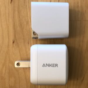 Top: AUKEY PA-Y19 Minima 27W. Bottom: Anker PowerPort Atom PD 1. Top: AUKEY PA-Y19 Minima 27W. Bottom: Anker PowerPort Atom PD 1.