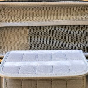 AUKEY Graphite Charging Hub power bank in Switch carrying case AUKEY Graphite Charging Hub power bank in Switch carrying case