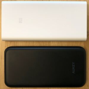 Top: Xiaomi Mi 10000 Wireless. Bottom: AUKEY PB-Y25 Sprint Wireless. Top: Xiaomi Mi 10000 Wireless. Bottom: AUKEY PB-Y25 Sprint Wireless.