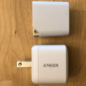 Top: AUKEY PA-Y19 Minima 30W. Bottom: Anker PowerPort Atom PD 1. Top: AUKEY PA-Y19 Minima 30W. Bottom: Anker PowerPort Atom PD 1.