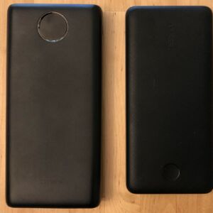 Left: Omars Power Pack 26800. Right: Anker PowerCore Essential 20000 PD. Left: Omars Power Pack 26800. Right: Anker PowerCore Essential 20000 PD.