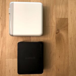 Top: YFWStory 61W USB-C PD. Bottom: Inateck 60W PD USB-C. Top: YFWStory 61W USB-C PD. Bottom: Inateck 60W PD USB-C.