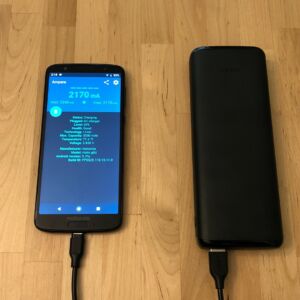 AUKEY PB-Y23 Sprint Go Lightning 20000 with Moto G6 AUKEY PB-Y23 Sprint Go Lightning 20000 with Moto G6