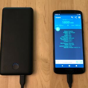 Anker PowerCore Essential 20000 PD with Moto G6 Anker PowerCore Essential 20000 PD with Moto G6