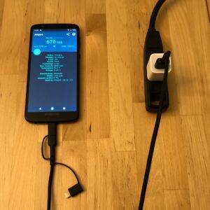 AUKEY CB-BAL5 3-in-1 USB Cable with Moto G6 AUKEY CB-BAL5 3-in-1 USB Cable with Moto G6