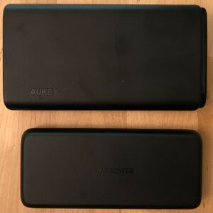 Top: AUKEY PB-Y24 26800 Universal. Bottom: RAVPower PD Pioneer 20000 60W. Top: AUKEY PB-Y24 26800 Universal. Bottom: RAVPower PD Pioneer 20000 60W.