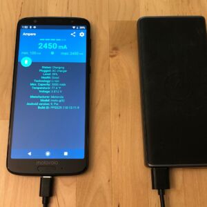 AUKEY PB-Y32 10000 Wireless with Moto G6 AUKEY PB-Y32 10000 Wireless with Moto G6