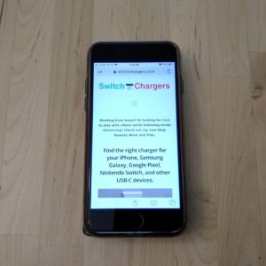 AUKEY PB-Y32 10000 Wireless with iPhone 8 AUKEY PB-Y32 10000 Wireless with iPhone 8