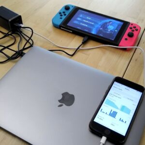 RAVPower PD Pioneer 65W 4-Port Desktop charging several devices RAVPower PD Pioneer 65W 4-Port Desktop charging several devices