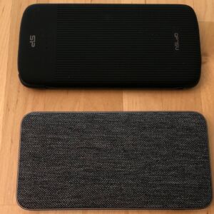 Top: SP QP75 PD. Bottom: ZMI PowerPack 10K USB-C. Top: SP QP75 PD. Bottom: ZMI PowerPack 10K USB-C.